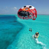 Parasail en San Andrés con Exploria 08 Combo Parasail + Buceo en San Andrés