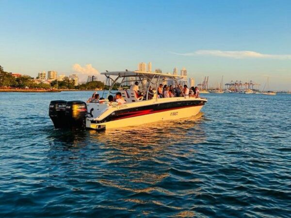 Bahía Rumbero – Música, cócteles y diversión en Cartagena