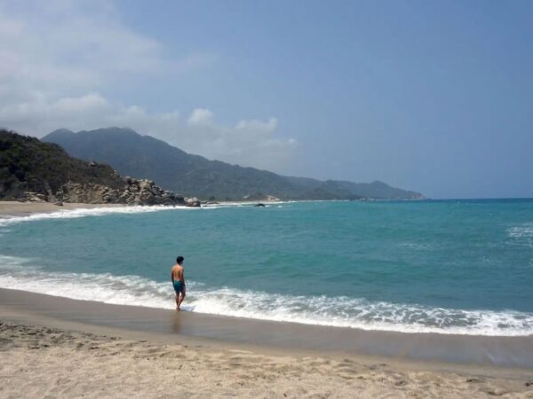 Combo Cabo San Juan Parque Tayrona + Chiva Rumbera en Santa Marta con Exploria 4 Combo Cabo San Juan Parque Tayrona + Chiva Rumbera en Santa Marta