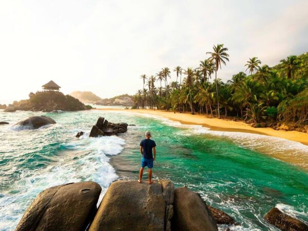 Combo Cabo San Juan Parque Tayrona + Chiva Rumbera en Santa Marta con Exploria 9 Combo Cabo San Juan Parque Tayrona + Chiva Rumbera en Santa Marta