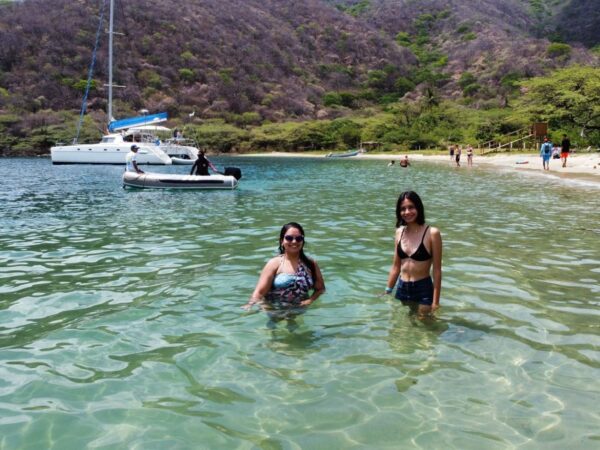 Combo Minca, pozo azul, taganga y playa grande + Bahía Concha en Santa Marta con Exploria 22 Combo Minca, Pozo Azul, Taganga y Playa Grande + Bahía Concha en Santa Marta