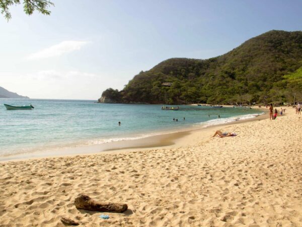 Promoción 2x1 Playa Cristal en Santa Marta con Exploria 2 Promoción 2x1 Playa Cristal Parque Tayrona en Santa Marta