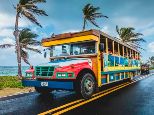 Vuelta a la isla en Chiva San Andrés Islas con Exploria 14 Vuelta a la Isla en Chiva San Andrés